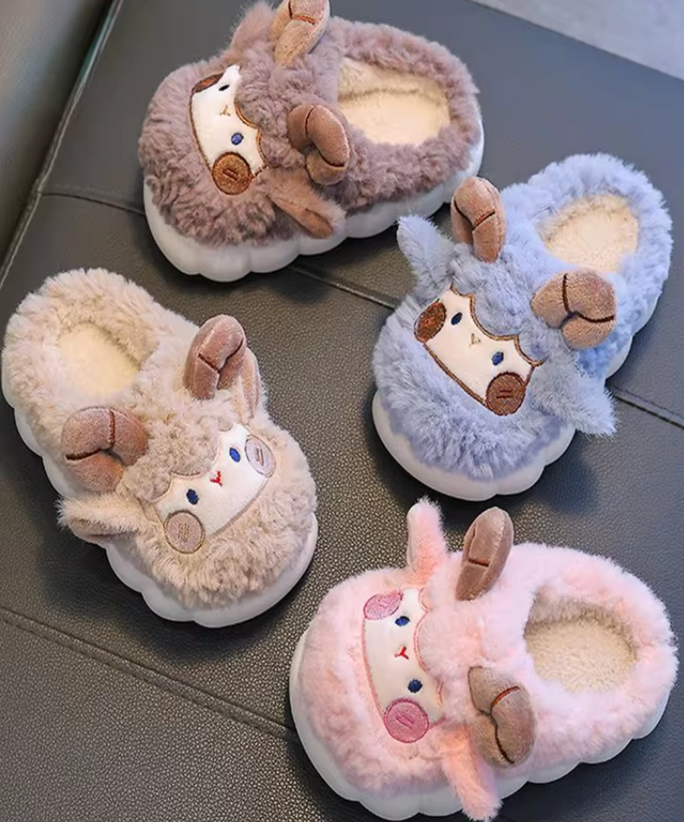Floppers™ Ram Slippers – Cozy, Playful & Irresistibly Cute